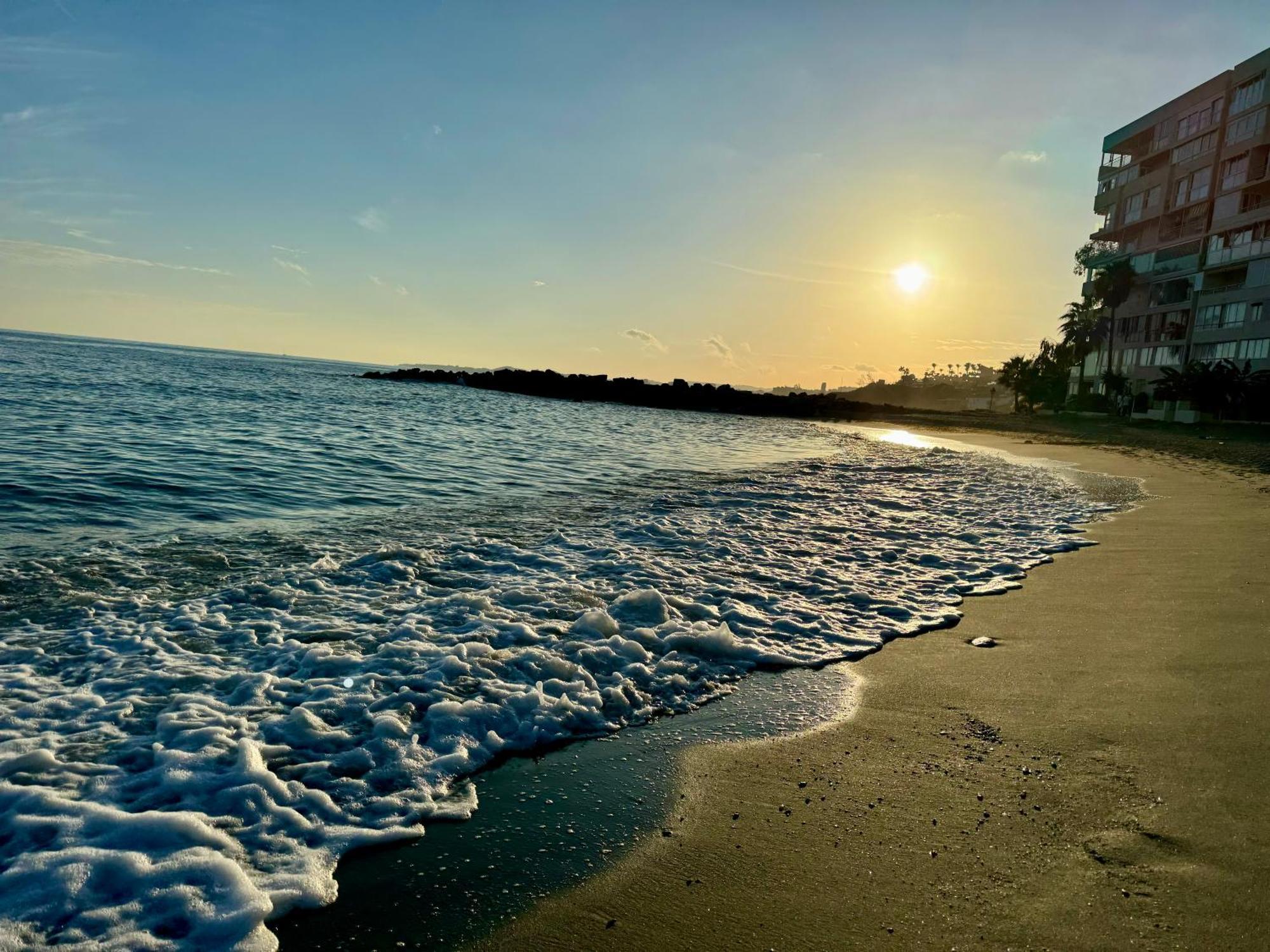 Perla Playa Casa Apartment เบนัลมาเดนา ภายนอก รูปภาพ