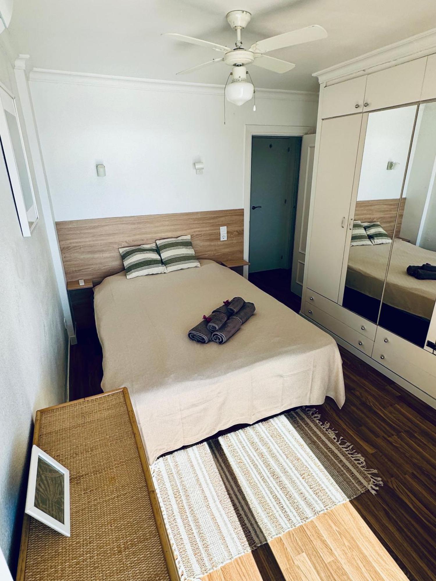 Perla Playa Casa Apartment เบนัลมาเดนา ภายนอก รูปภาพ