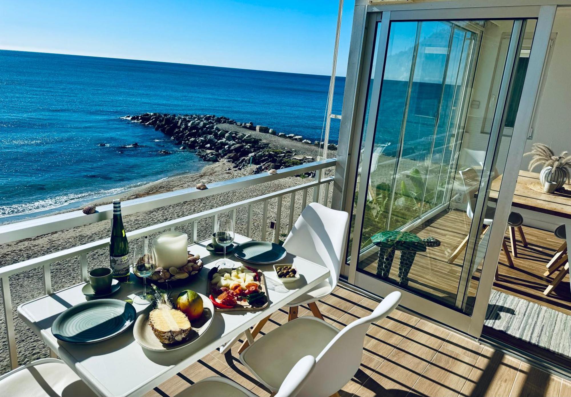 Perla Playa Casa Apartment เบนัลมาเดนา ภายนอก รูปภาพ